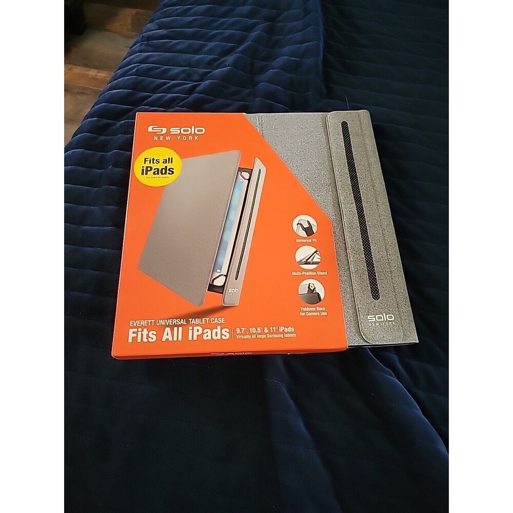Solo New York Everett Universal Tablet Case Fits all iPads 9.7"-10.5" & 11 Gray